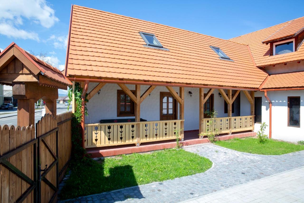 Pepi Vendeghaz - Casa De Oaspeti Pepi Joseni  Exterior foto
